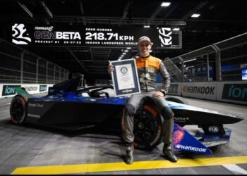 Formula E Car Hits 218 KM/H Top Speed Indoors To Smash Guinness World Records™ Title