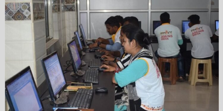 NSDC and ArcelorMittal Nippon Steel India successfully equip 800 people with digital skills; 70% secure job placement