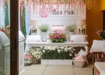 Rest your body on the purest of fabrics – Rani Pink
