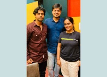 Actor & Singer V. Smithh and Indian Idol Sensation Sayli Kamble create magic together in their latest track ‘Saans’