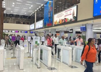 Sardar Vallabhbhai Patel International Airport Sets New Record of serving highest ever passengers in a year.
