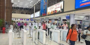 Sardar Vallabhbhai Patel International Airport Sets New Record of serving highest ever passengers in a year.